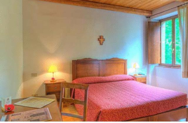 Hotel La Foresteria Abbadia di Fiastra Pokoj fotografie